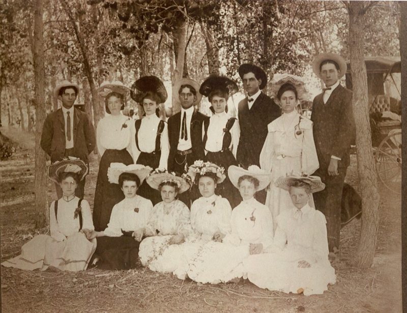 Family gathering 1905